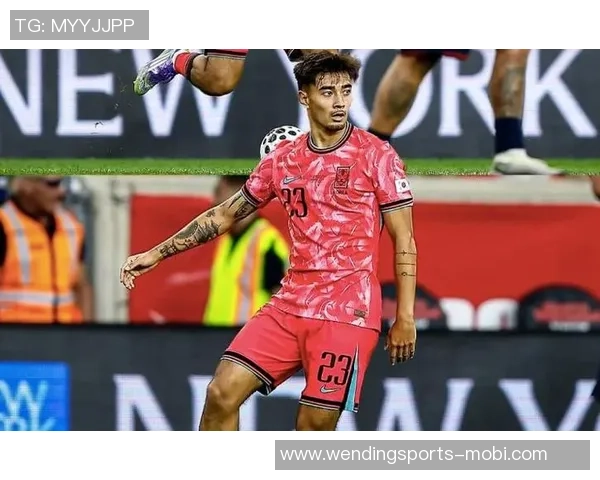 韩国归化球员的文化融入:年轻队员用心遵循传统礼仪与尊重长辈 韩国归化球员的文化融入:年轻队员用心遵循传统礼仪与尊重长辈